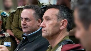 שר הביטחון ישראל כ"ץ בביקור בפיקוד הצפון ביחד עם הרמטכ"ל רב-אלוף הרצי הלוי ומפקד פיקוד צפון, האלוף אורי גורדין