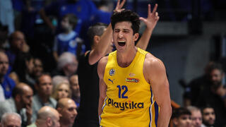 שחקן מכבי ת"א ג'ון דיברתולומיאו