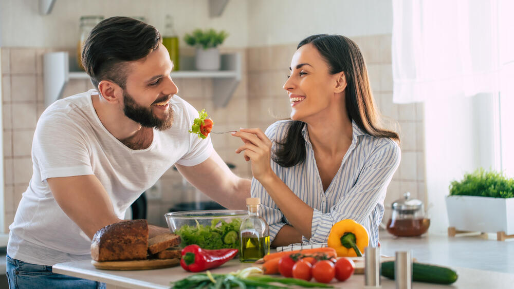 תזונת מגדר גבר אישה ירקות בשר תזונה בריאה גברים נשים