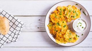 Латкес: можно и с зеленым луком