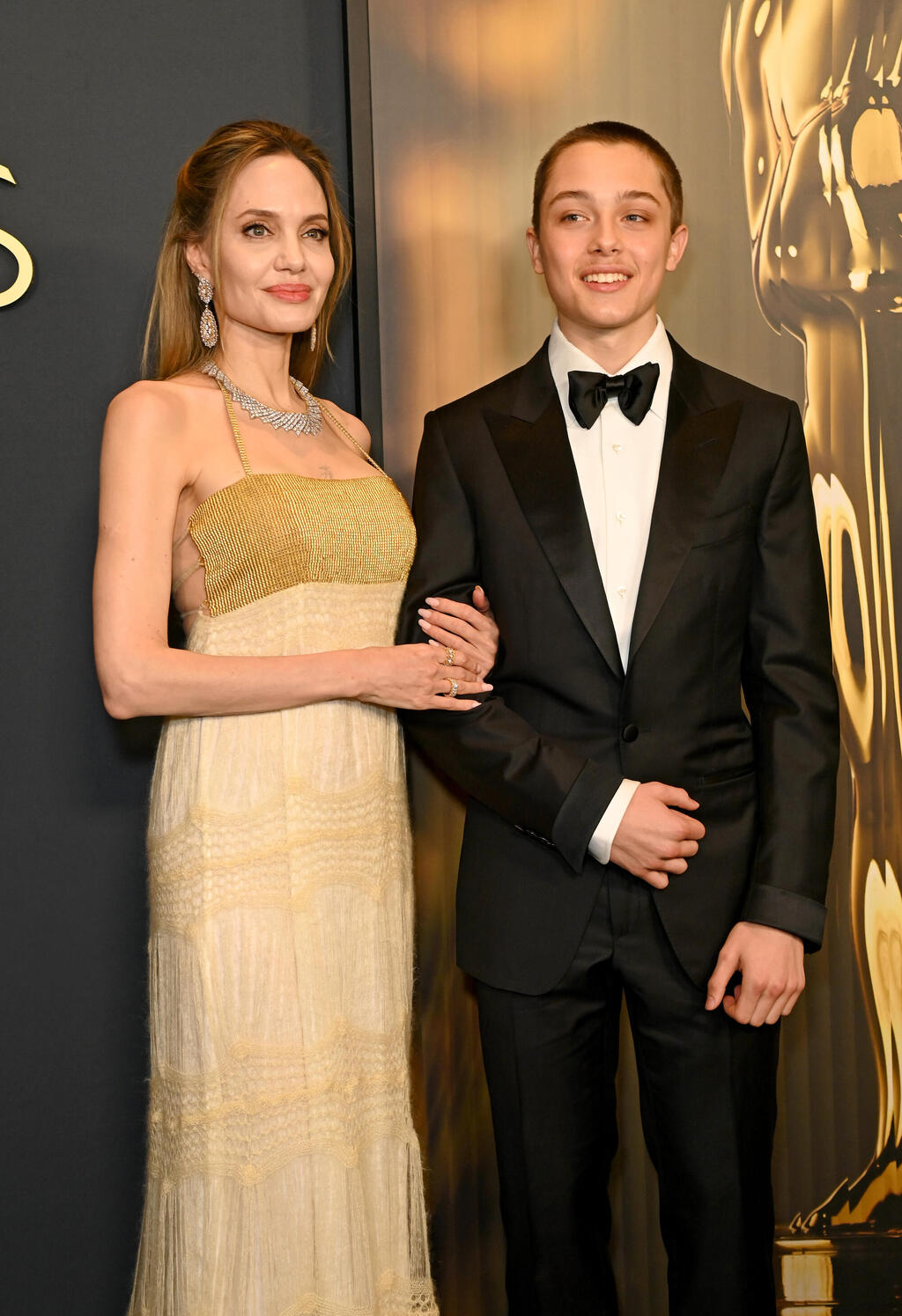 אנג'לינה ג'ולי נוקס ג'ולי-פיט