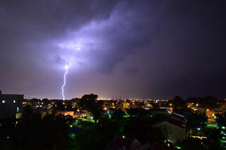 סופת ברקים בישראל