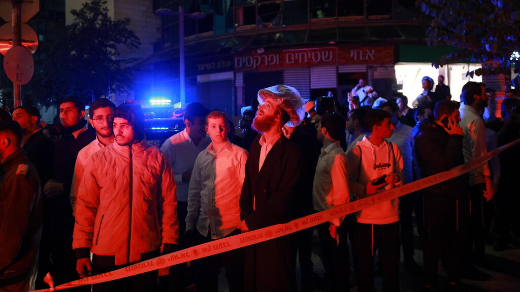 הרס ברמת גן בעקבות פגיעה ישירה של טיל חיזבאללה