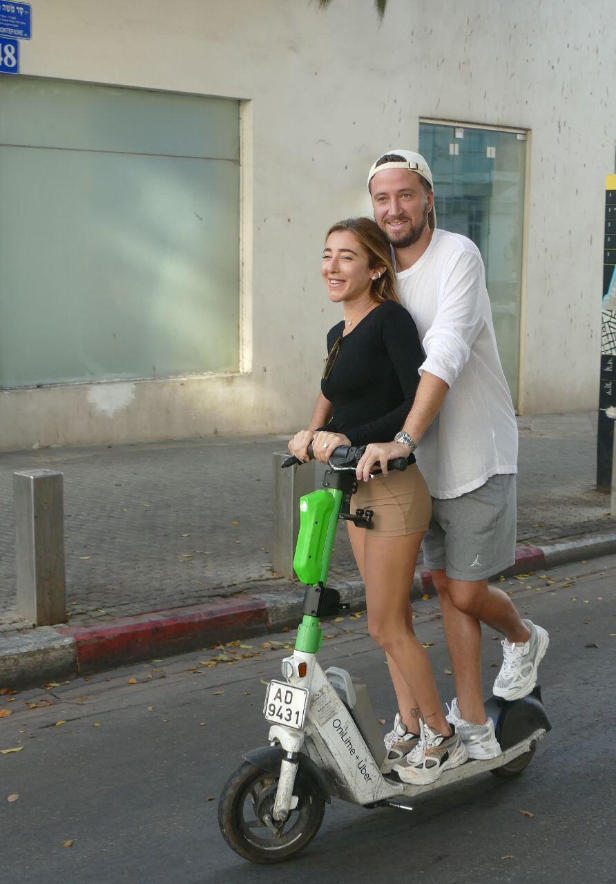 אן זיוי פפראצי