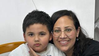 אריאנה דוקרקר בקר ובנה קורן