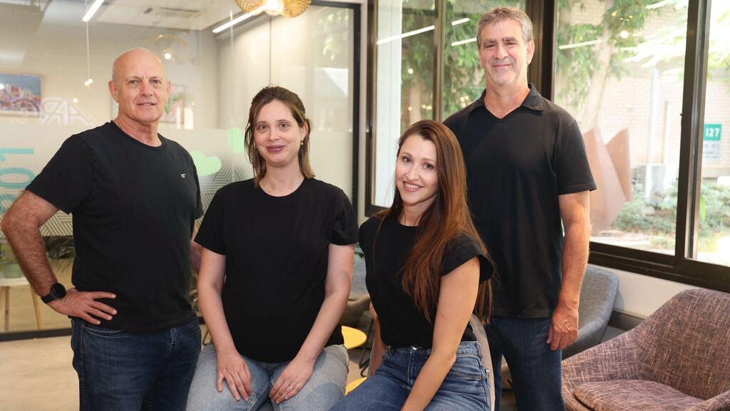 הסדר מימין; דר אסף כספי, איריס שטיין, ד״ר דניאל כהן, פרופ׳ מרק וייזר