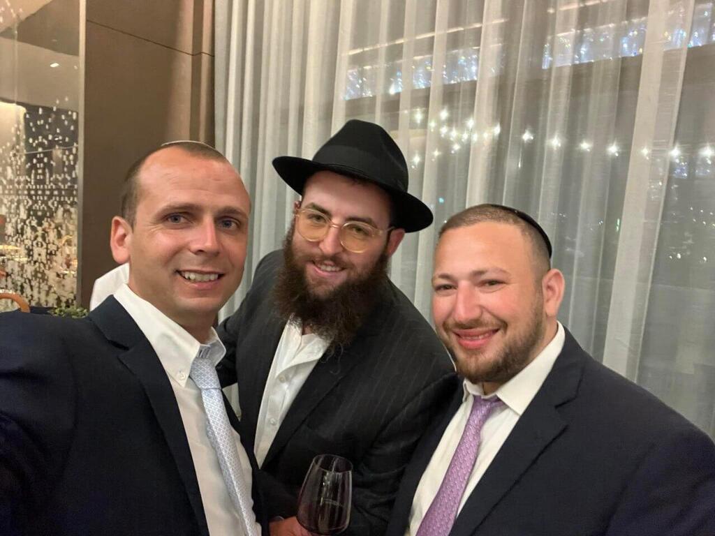 צבי קוגן נעדר באיחוד האמרויות
