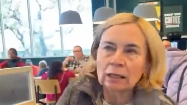 אלכסנדרה ז'וסטקיביץ