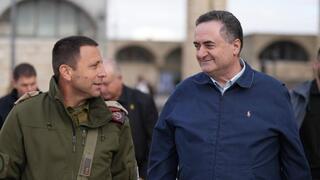 ישראל כ"ץ בביקור בפיקוד המרכז