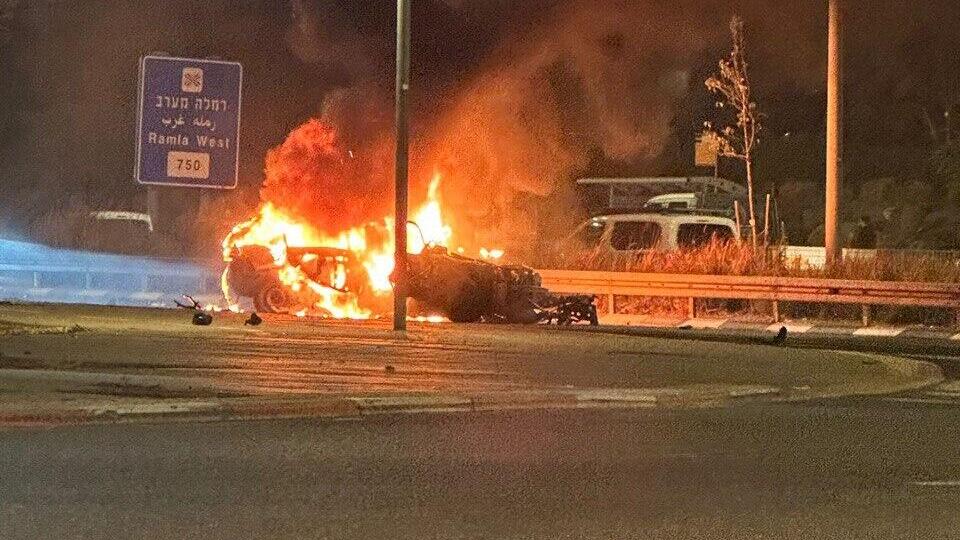 פיצוץ רכב בכביש ברמלה