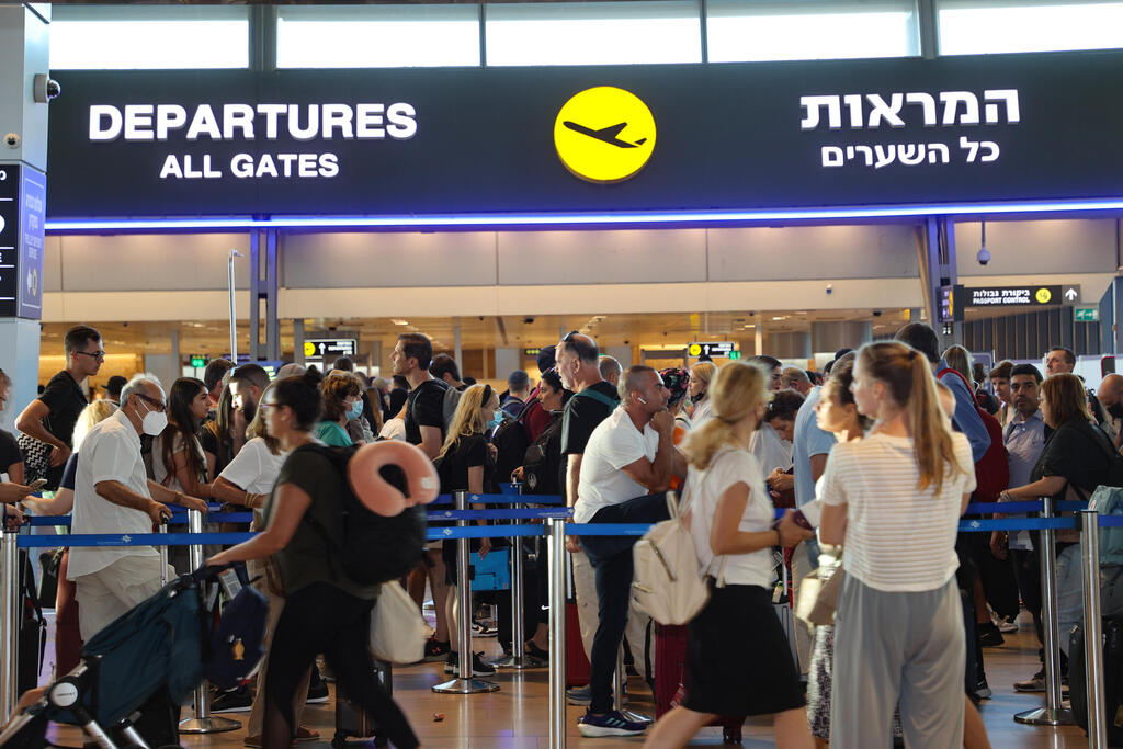 עומס נוסעים בנתב"ג