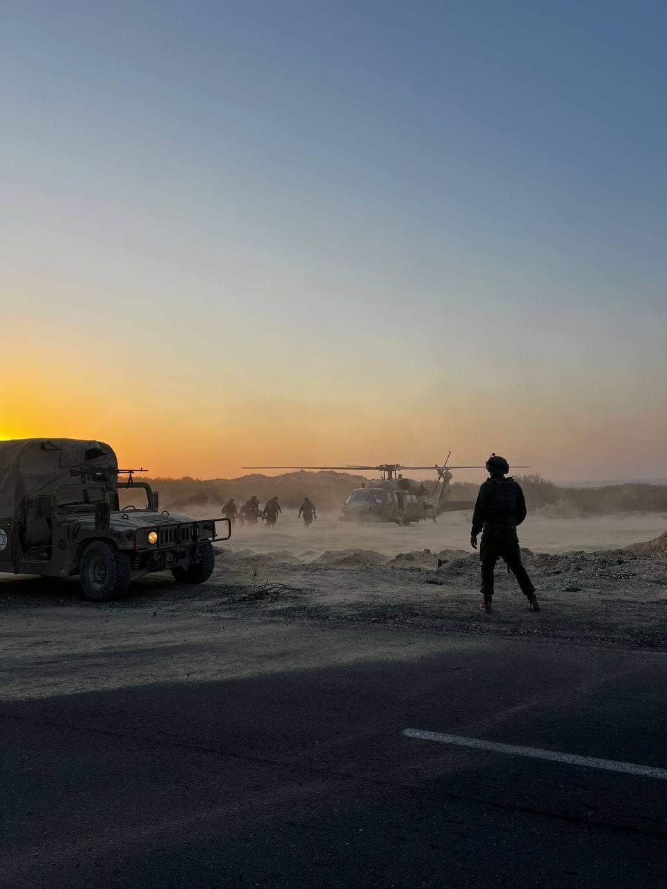  תיעוד מפעילות פלמ"ר אביב ברצועת עזה: טיפול בפצועים בשטח ופינויים מוסקים.