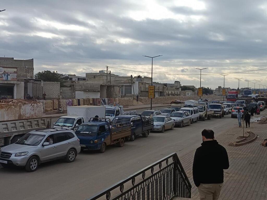 Idlib residents flee, fearing bombardment 
