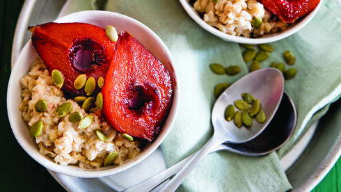 דייסת שיבולת שועל  עם אגסים ביין