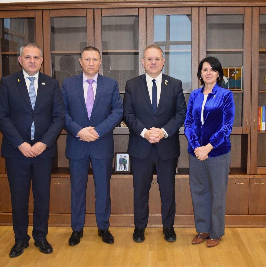 Gusti Yehoshua-Braverman, right, with members of the World Zionist Organization (Photo: World Zionist Organization) מימין לשמאל: גוסטי יהושוע ברוורמן, יעקב חגואל, בוריס סרפוב וניקי גלבוב יו"ר הפדרציה הציונית של בולגריה