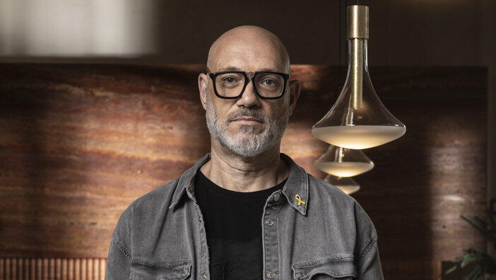 השף מושיק רוט במסעדה שלו