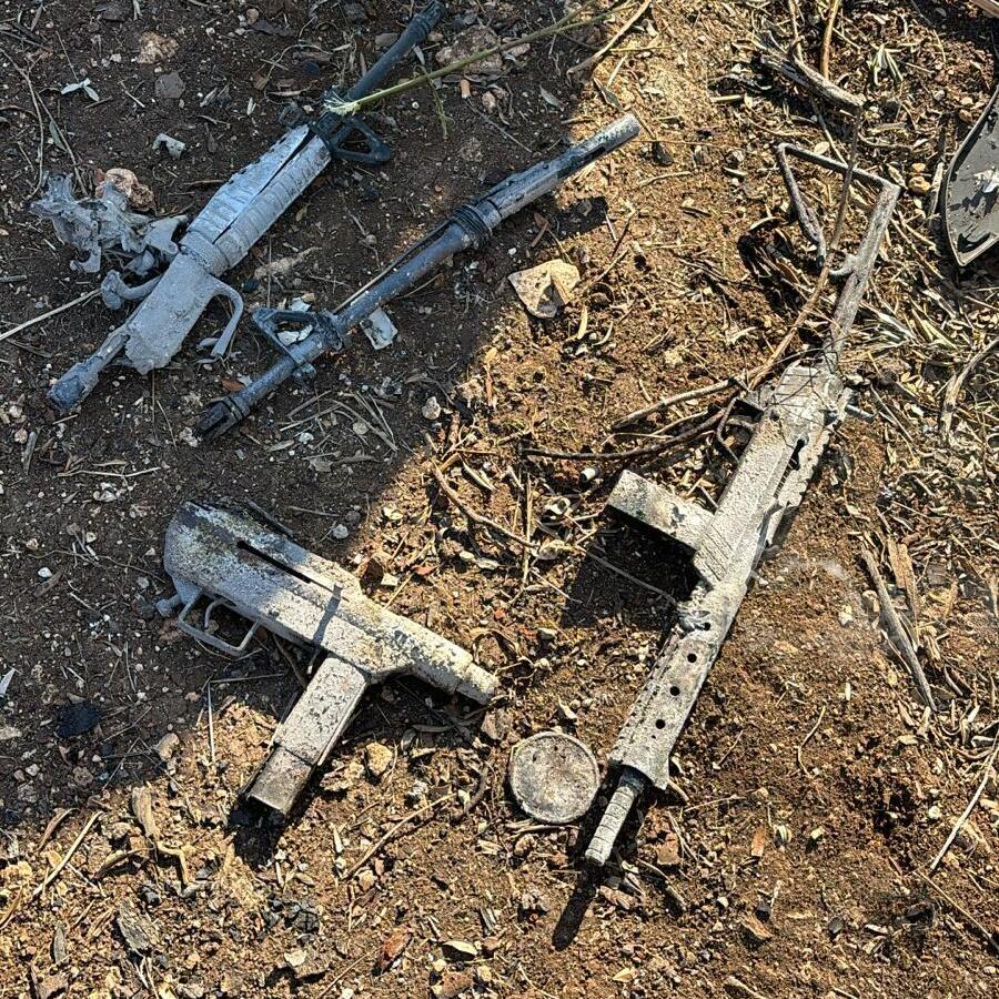  כלי הנשק שאותרו על המחבלים שתכננו לבצע פיגוע טרור וחוסלו  בצפון השומרון על ידי כוחות חיל האוויר