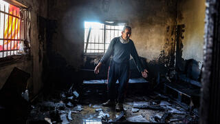 מתנחלים הציתו רכב ומבנים בחווארה