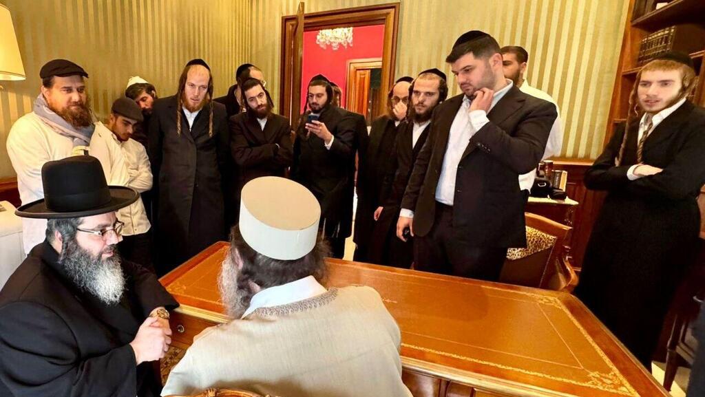 חמשת חסידי ברסלב ההרוגים באסון מרוקו אצל הרב פינטו