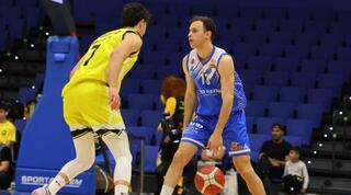 רועי הובר מול איתי מושקוביץ