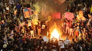הפגנה להחזרת החטופים בדרך בגין בתל אביב