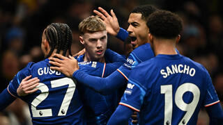 צ'לסי חוגגת