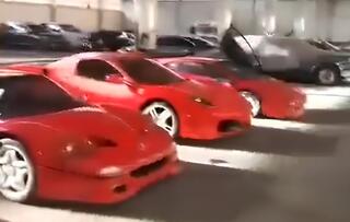 В автопарке Башара Асада в Дамаске 