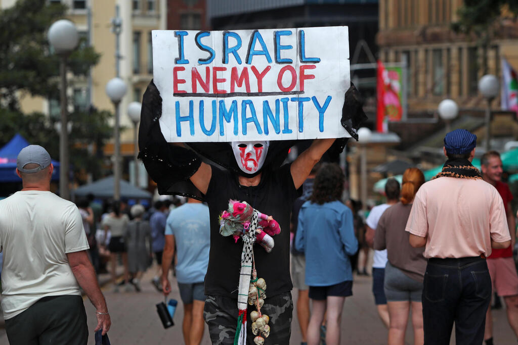 Pro-Palestinian rally in Sidney, Australia on Sunday 