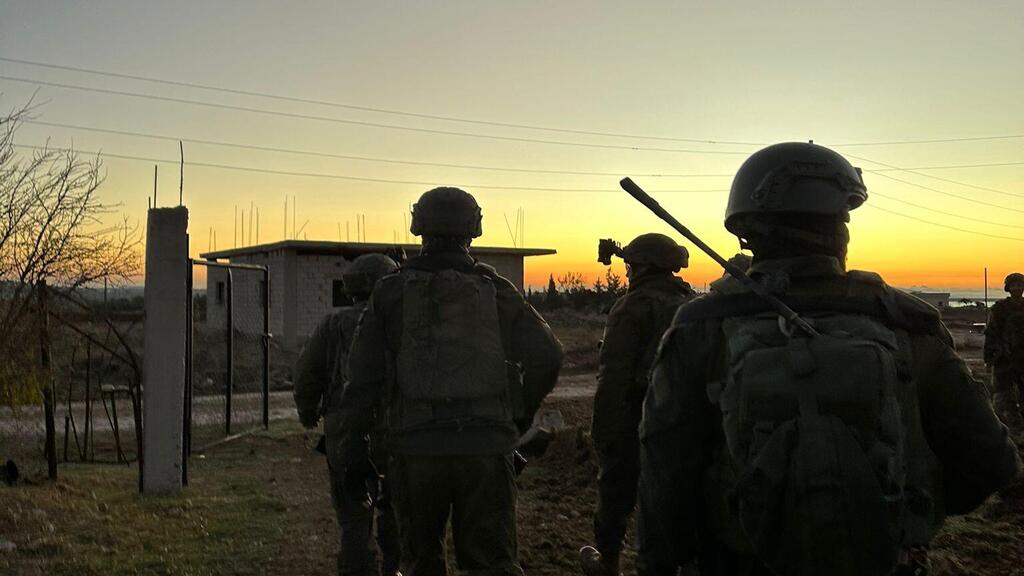 התארגנות וכניסת כוחות הצנחנים לסוריה