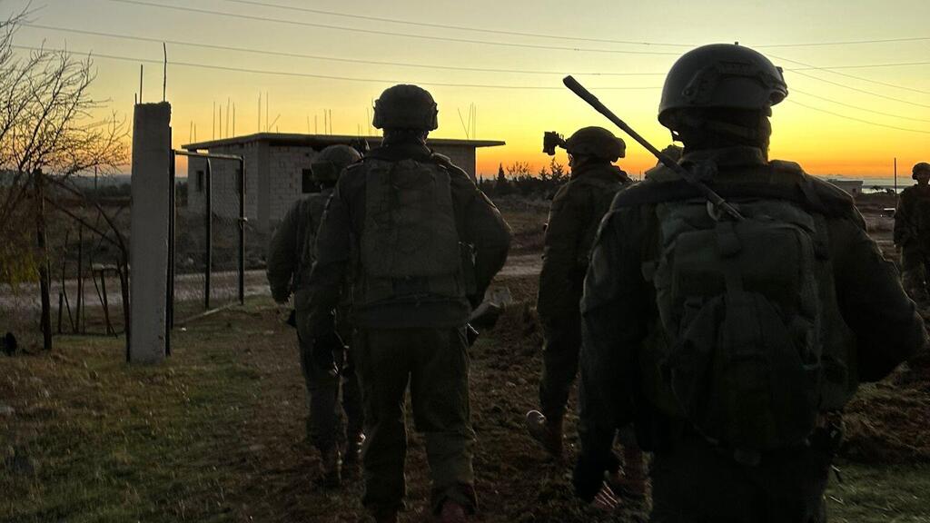 התארגנות וכניסת כוחות הצנחנים לסוריה