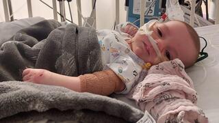 בנה של שירה, רפאל בזמן האשפוז בבית החולים