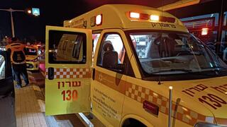 זירת תאונת הדרכים בדרך הנדיב בפרדס חנה בה נהרג הולך רגל בן 60