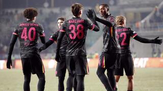 שחקני צ׳לסי חוגגים