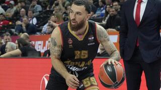 מייק ג'יימס