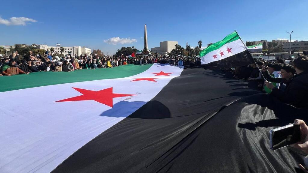 דמשק סוריה חגיגות אחרי נפילת מסטר אסד