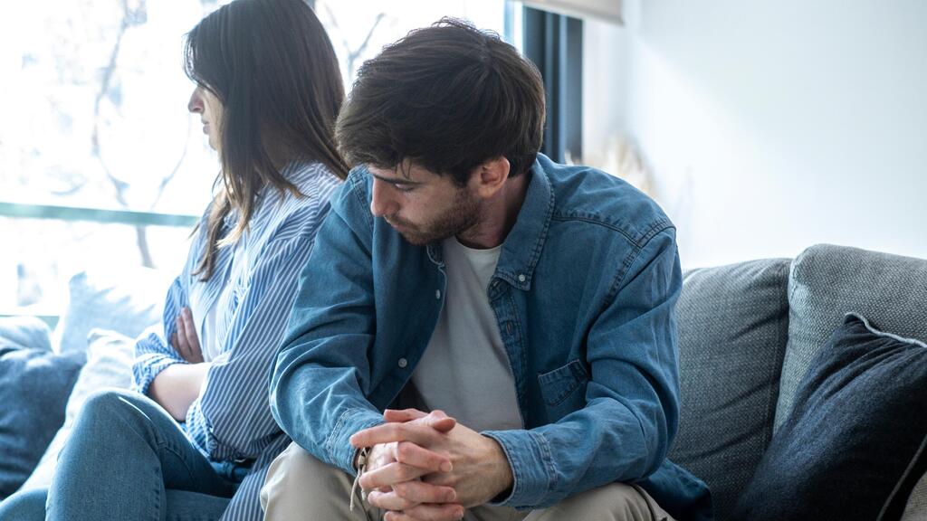 Illustration (Photo: Shuterstock) אבל למה היית חייב לפתוח 5 מגירות, למה?