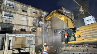 הריסה בפרויקט פינוי בינוי במתחם ההסתדרות בגבעתיים 