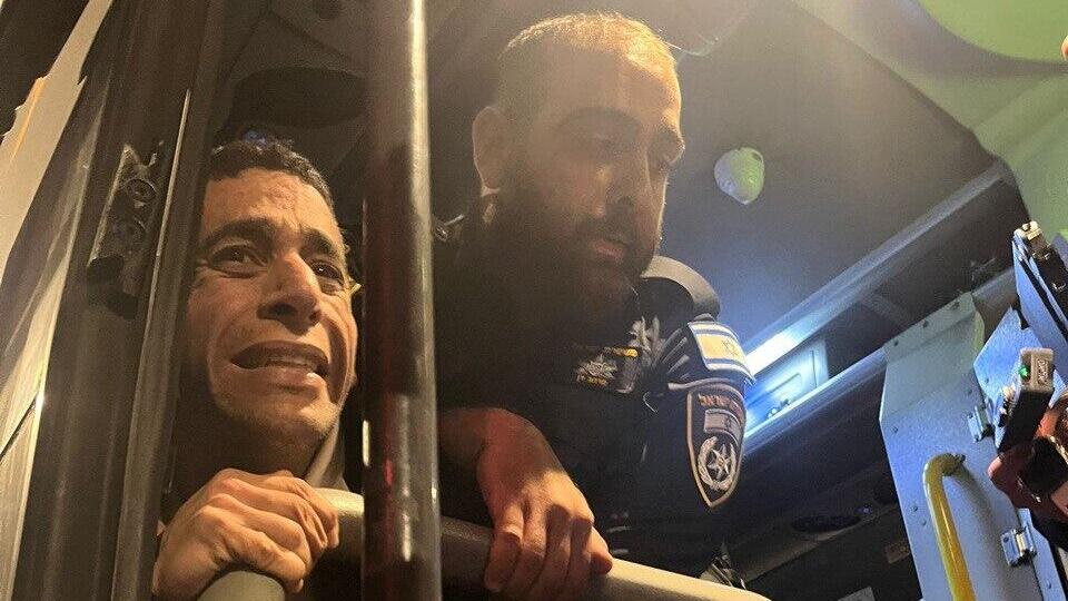 נהג אוטובוס סירב להעלות את כלב השירות של קובי לוי הלום הקרב והזמין לו משטרה