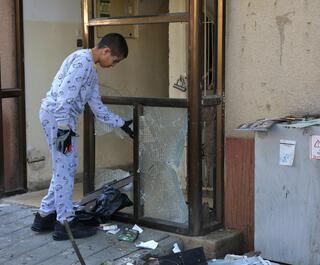 זירת נפילת הטיל החות'י בשדרות הבעש"ט ביפו, תל אביב