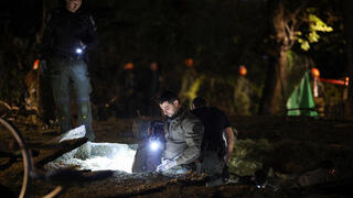 זירת נפילת הטיל החות'י בתל אביב יפו 