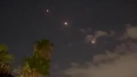 נסיון יירוט של הטיל מתימן בשמי יפו תל אביב 