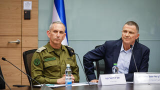 דובר צה"ל דניאל הגרי בוועדת חוץ וביטחון בכנסת