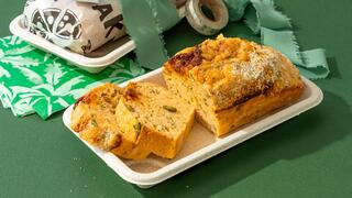 לחם עגבניות-פיסטוק מהיר