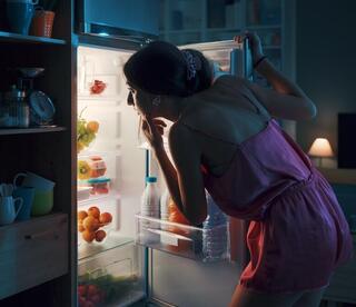 אכילה לילית