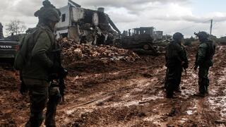 יאיר קראוס וגיל נחושתן בא-נאקורה עם רמ"ט 226 ומג"ד 9263