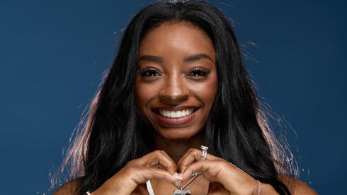 סימון ביילס