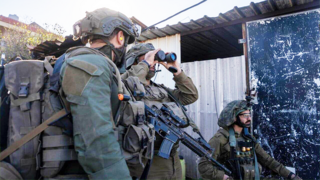 יאיר קראוס וגיל נחושתן בא-נאקורה עם רמ"ט 226 ומג"ד 9263