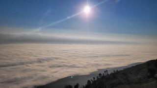 "גלישת עננים" במנרה