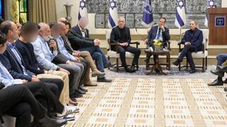 מפגש נשיא המדינה יצחק הרצוג עם משפחות שכולות מ-7 באוקטובר