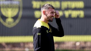  אצילי באימון הבכורה